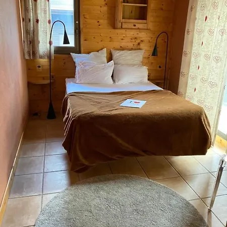 Les 4 Tetes Apartment *